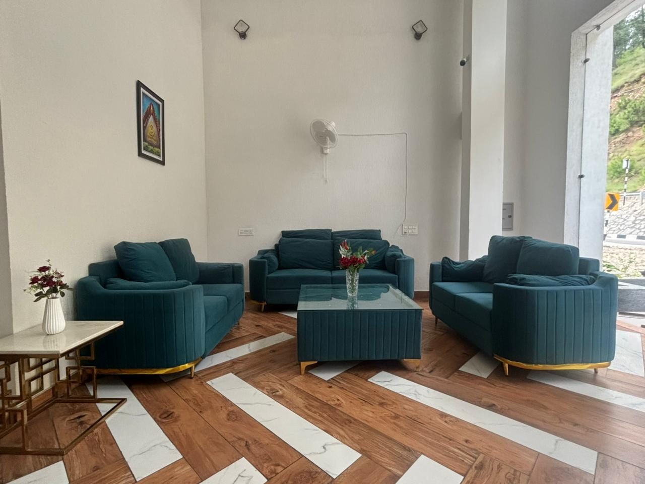 Lobby seating