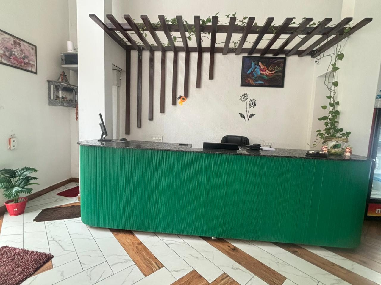 Reception desk