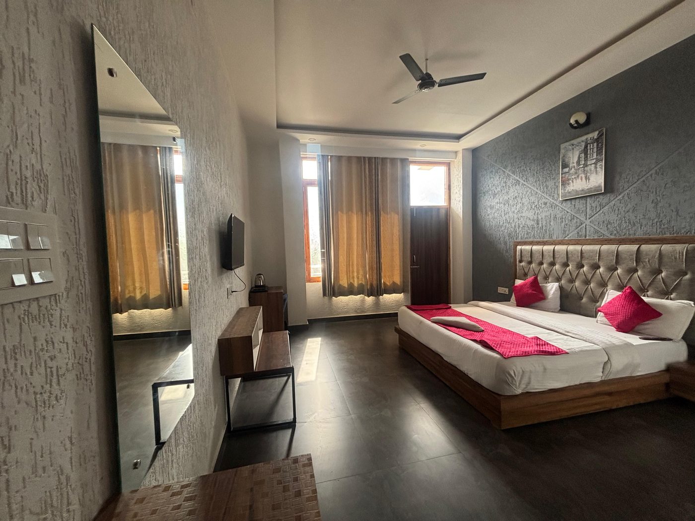 Guest room